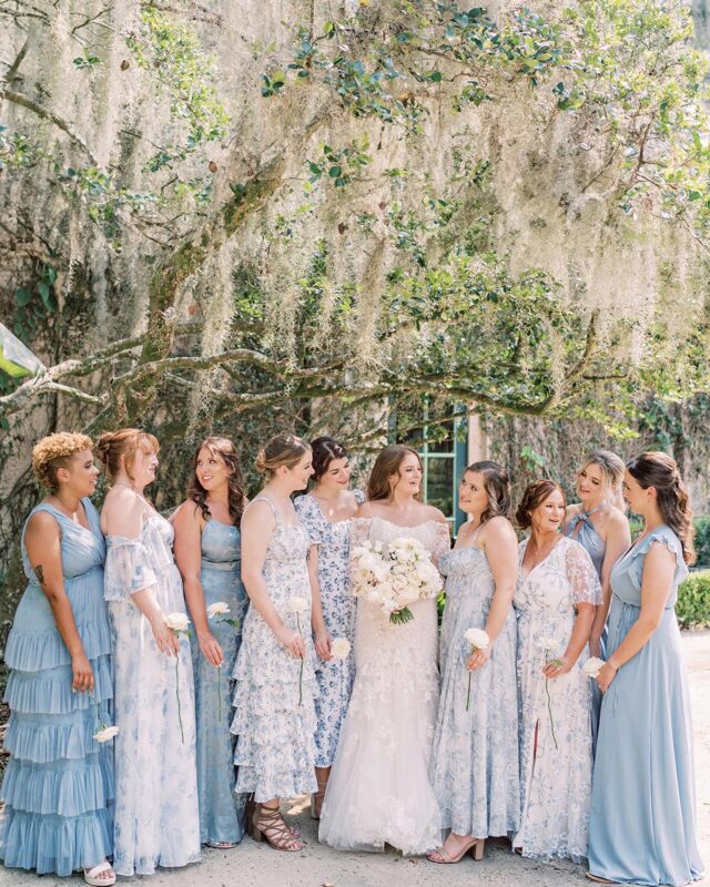 my something blues 💙🕊 one of my favorite parts of wedding planning was curating these blue floral bridesmaid dresses (and can’t forget the cutie flower girl one too) My gals looked so beautiful and it meant so much to me to have each of them by my side 🤍
my dream team 
venue: @clubcontinentalop 
photographer: @loveflorafauna 
videographer: @brotherscinematography 
coordinator: @haley.tinkle 
florist: @trubloomdesigns_ 
makeup: @makeupbychristinaburns 
hair: @nicstudios 
gown: @essenseofaustralia from @onelovebridaloutlet 
blue floral bridesmaid dresses
blue mismatched bridesmaids 
garden party wedding 
summer wedding